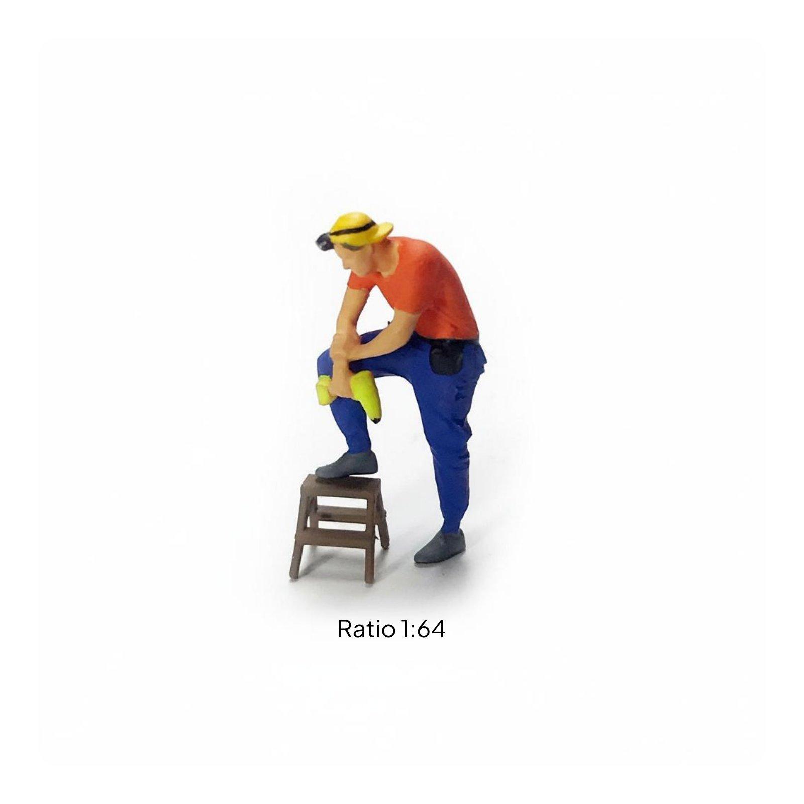 Hand Crafted Resin Repairman F - Resin Craft Workshop 评论和价格